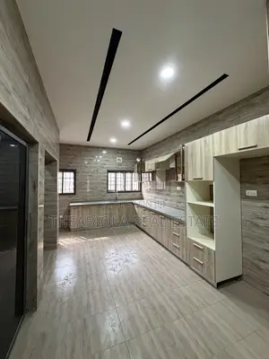 4bdrm Duplex in Guzape Main, Abuja for rent