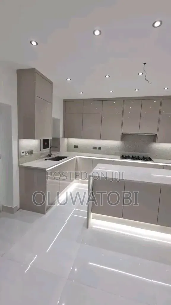 Kitchen Cabinet
