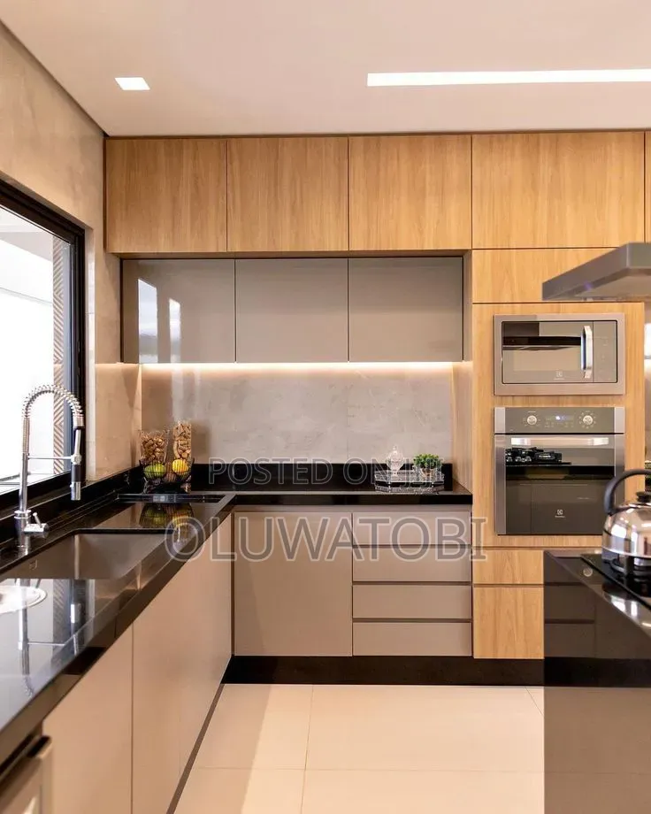 Kitchen Cabinet