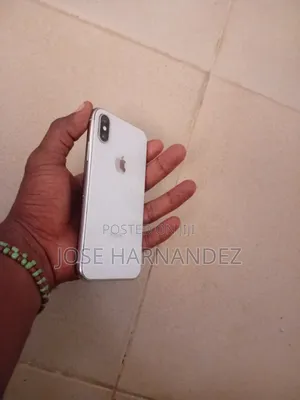 Apple iPhone XS 64 GB White