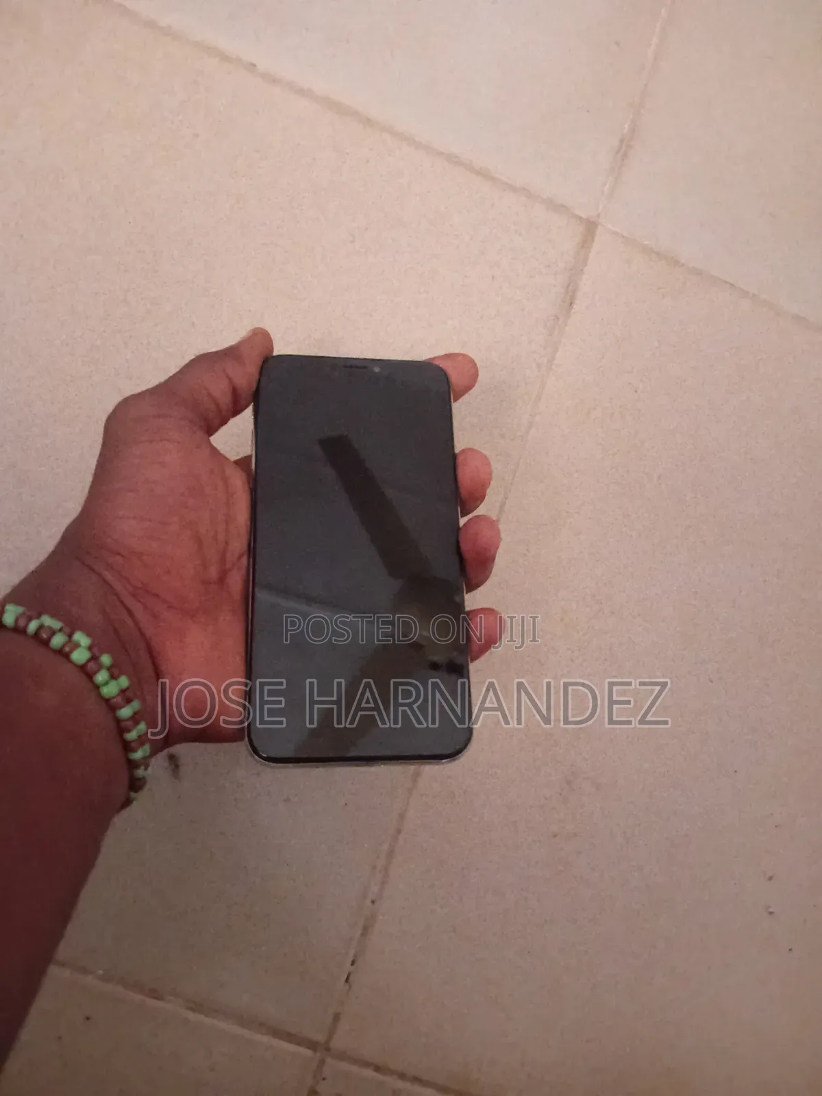 Apple iPhone XS 64 GB White
