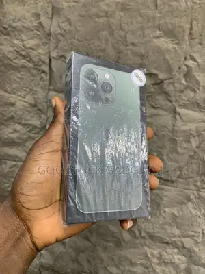 New Apple iPhone 13 Pro 256 GB Green