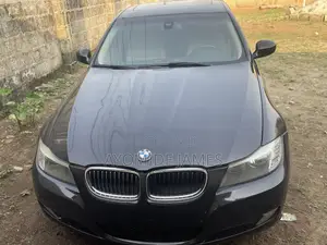 BMW 323i 2010 Matt Black