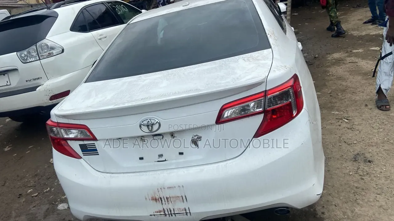 Toyota Camry 2012 White