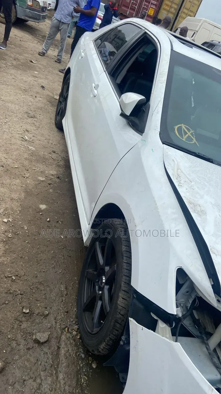 Toyota Camry 2012 White