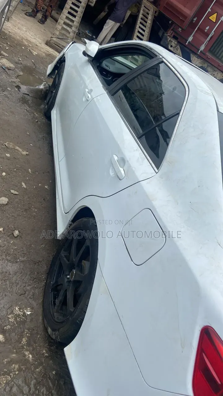 Toyota Camry 2012 White