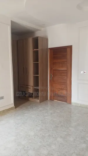 2bdrm Maisonette in Lekki for rent