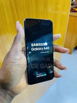 Samsung Galaxy A40 64 GB White