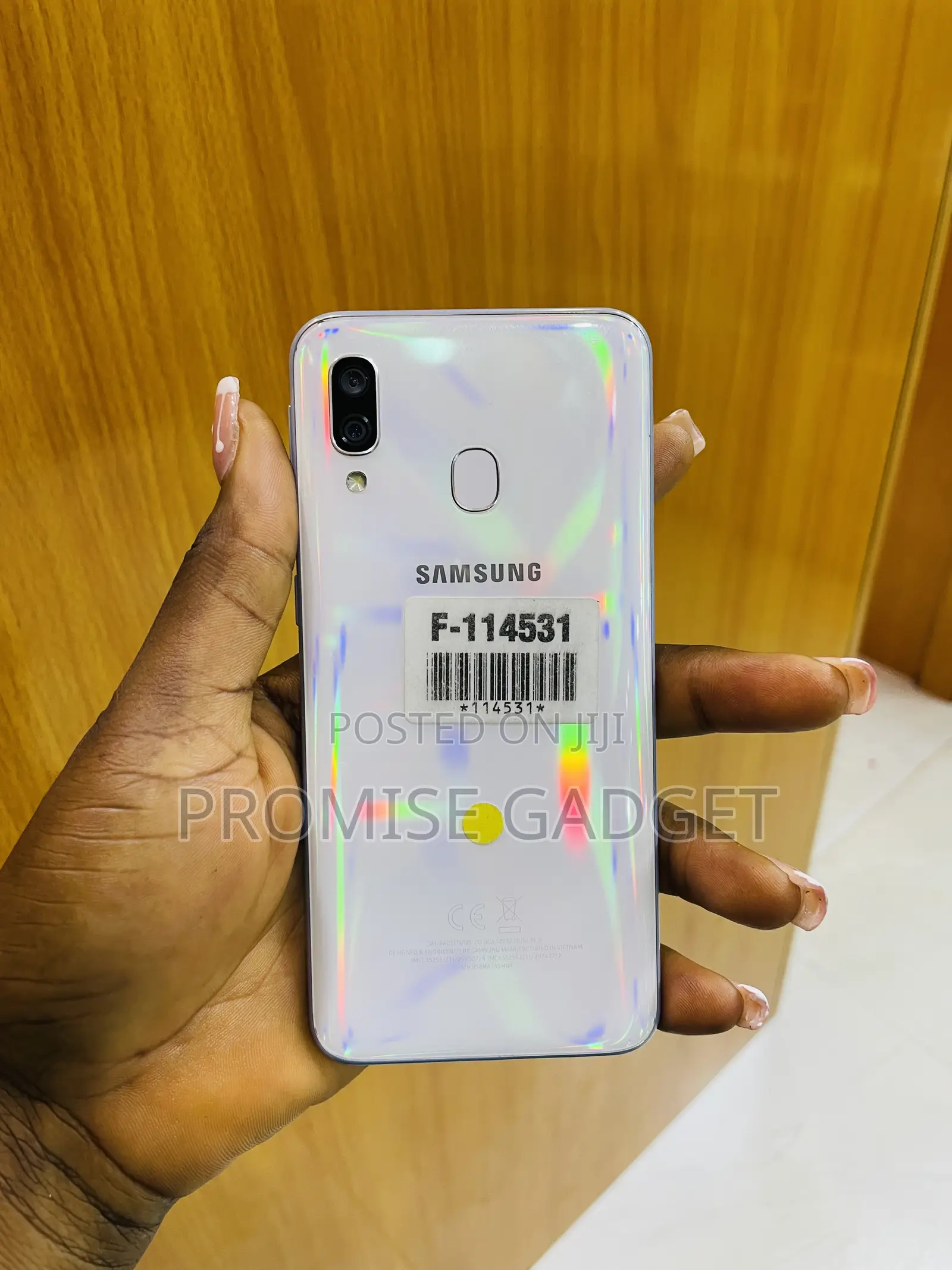 Samsung Galaxy A40 64 GB White