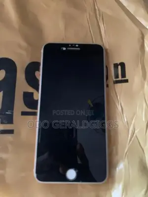 Apple iPhone 8 Plus 64 GB White