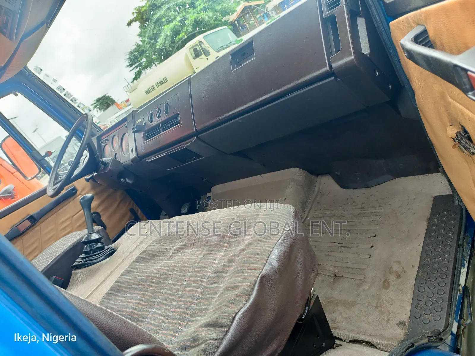 Mercedes-Benz 814D 1994 Blue