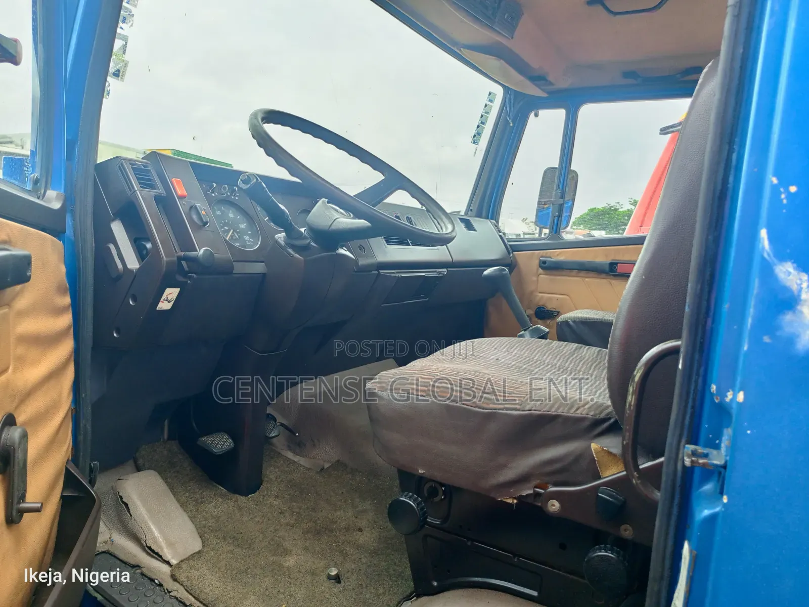 Mercedes-Benz 814D 1994 Blue