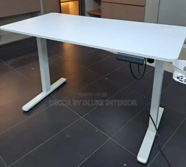 Adjustable Gaming Table