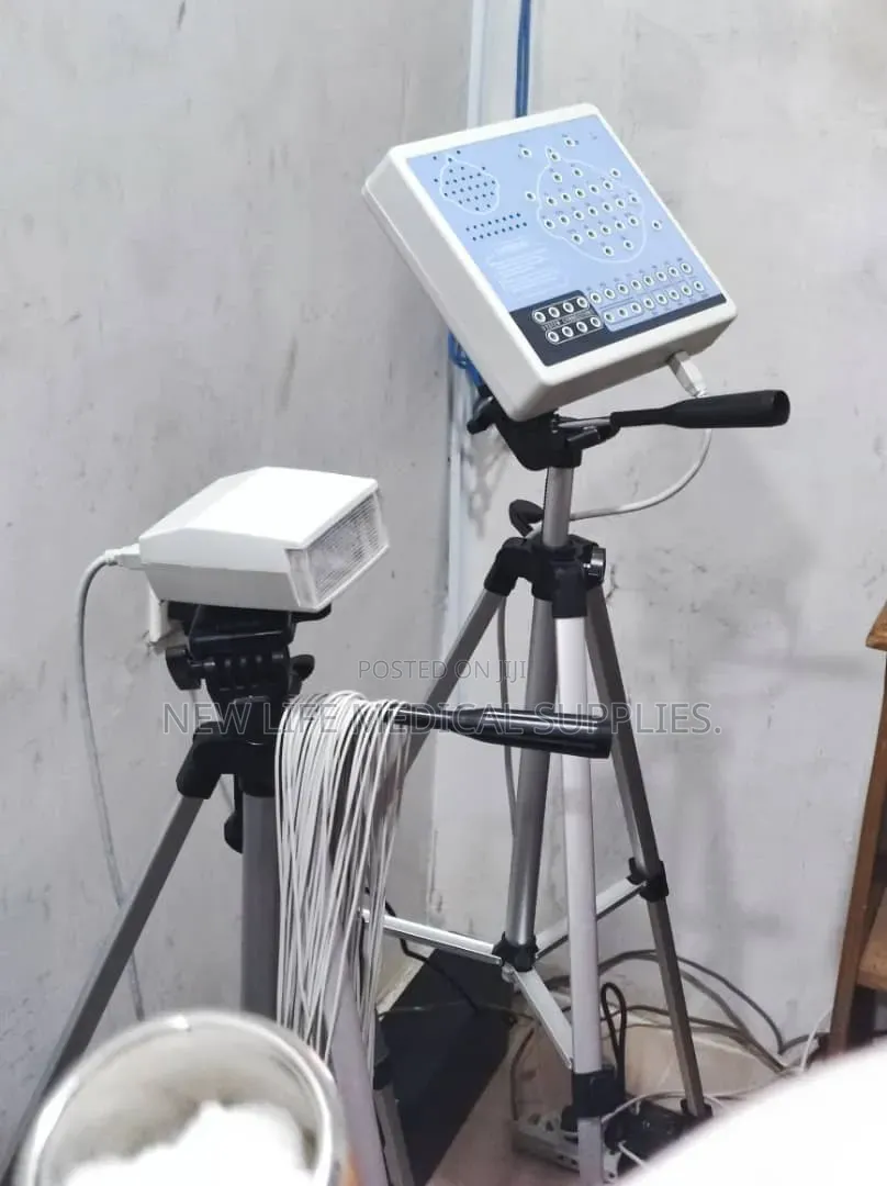 Electroencephalogram/ Eeg Machine