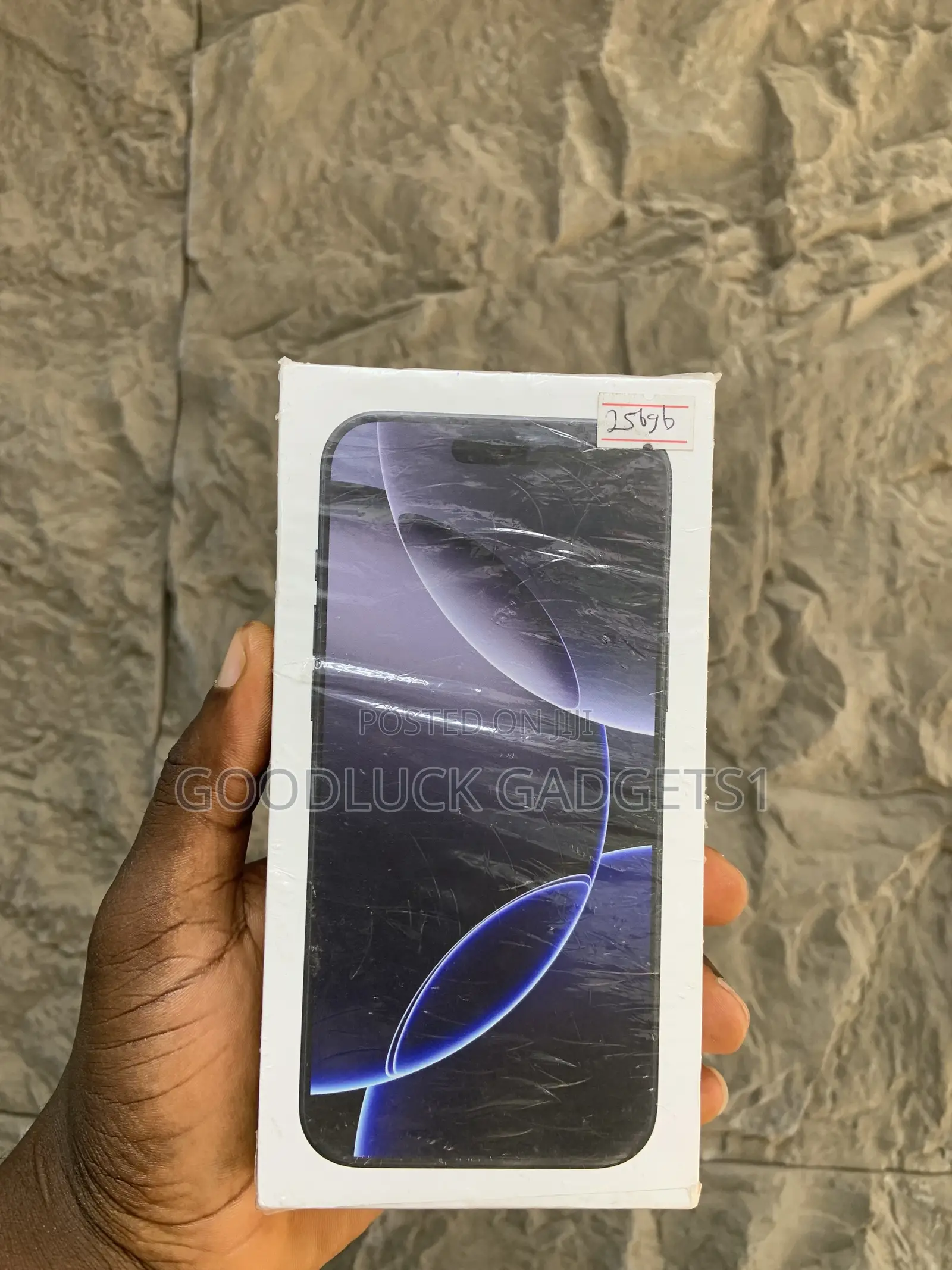 New Apple iPhone 16 Pro Max 256 GB Black