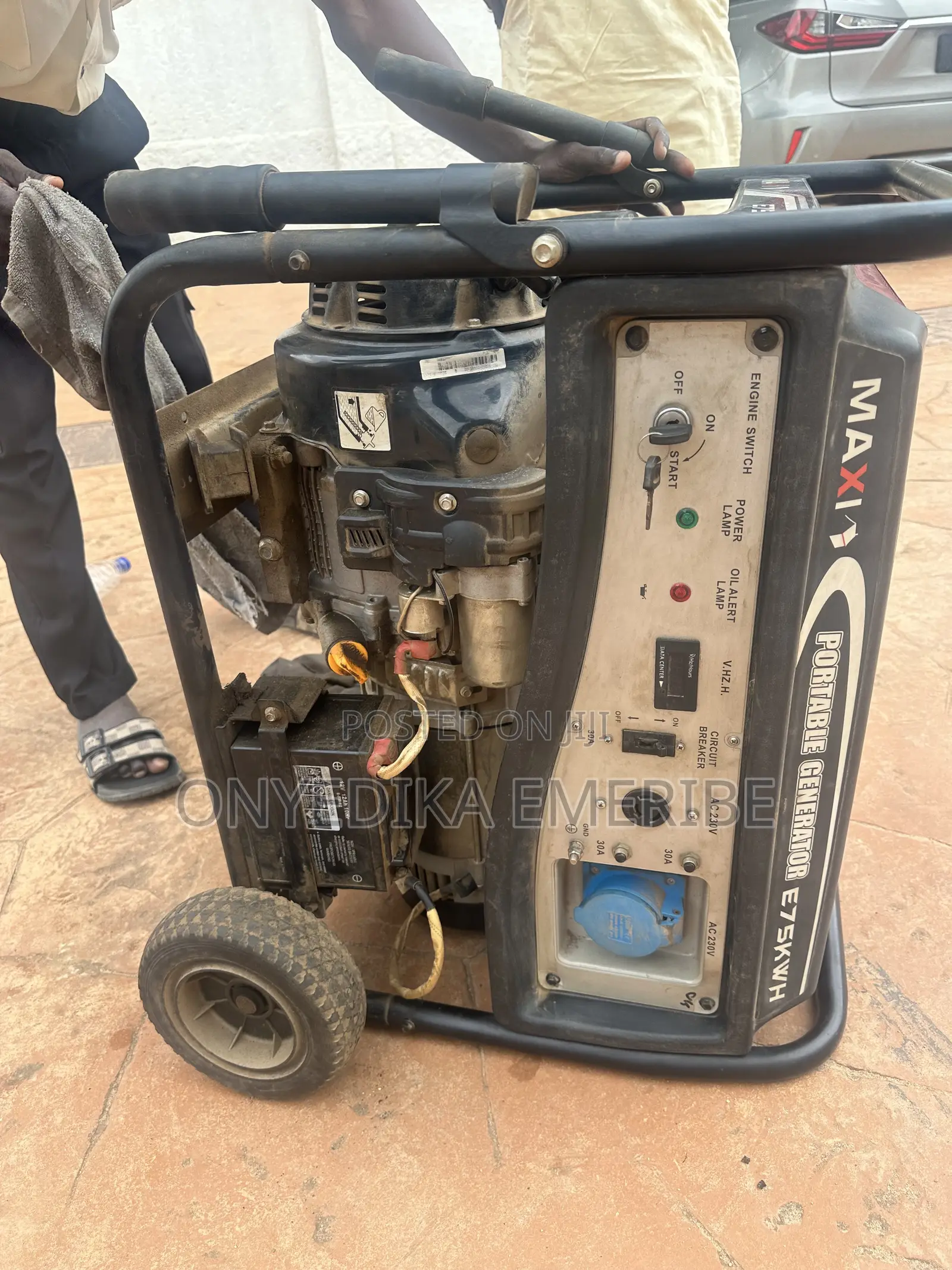 Maxi Generator