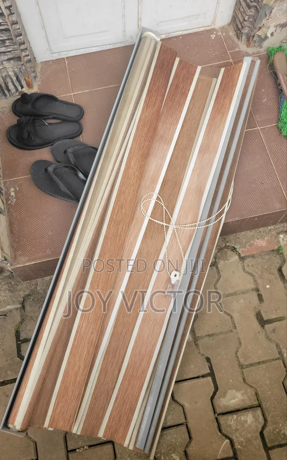 2 Neatly Used Window Blinds