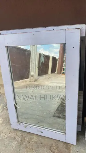 Unisex Salon Mirror