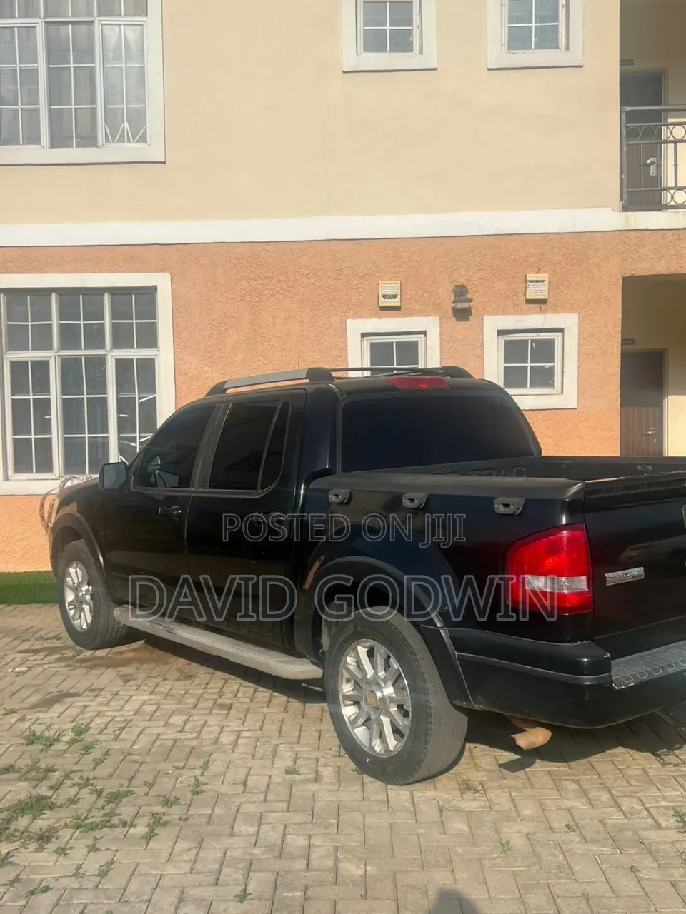 Ford Sport Trac 2007 Black