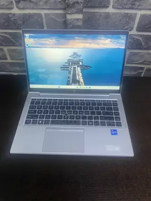 Laptop HP EliteBook 840 G8 16GB Intel Core i7 SSD 512GB