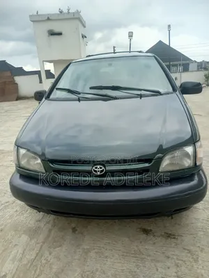 Toyota Sienna 2001 Green