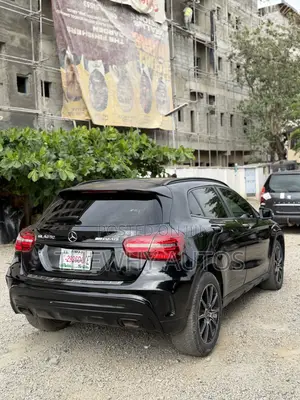 Mercedes-Benz GLA 250 2019 Black