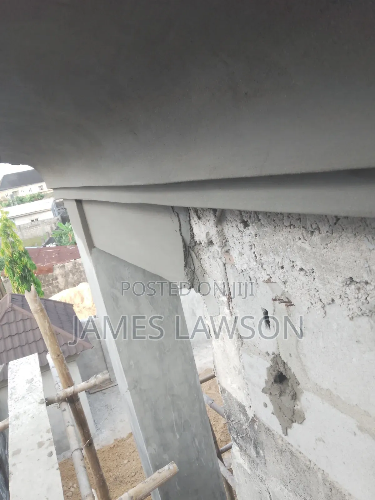 I Am a Skilled Togolese Bricklayer/House Builder