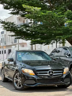 Mercedes-Benz C300 2016 Black