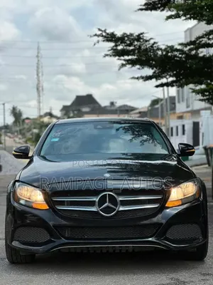 Mercedes-Benz C300 2016 Black