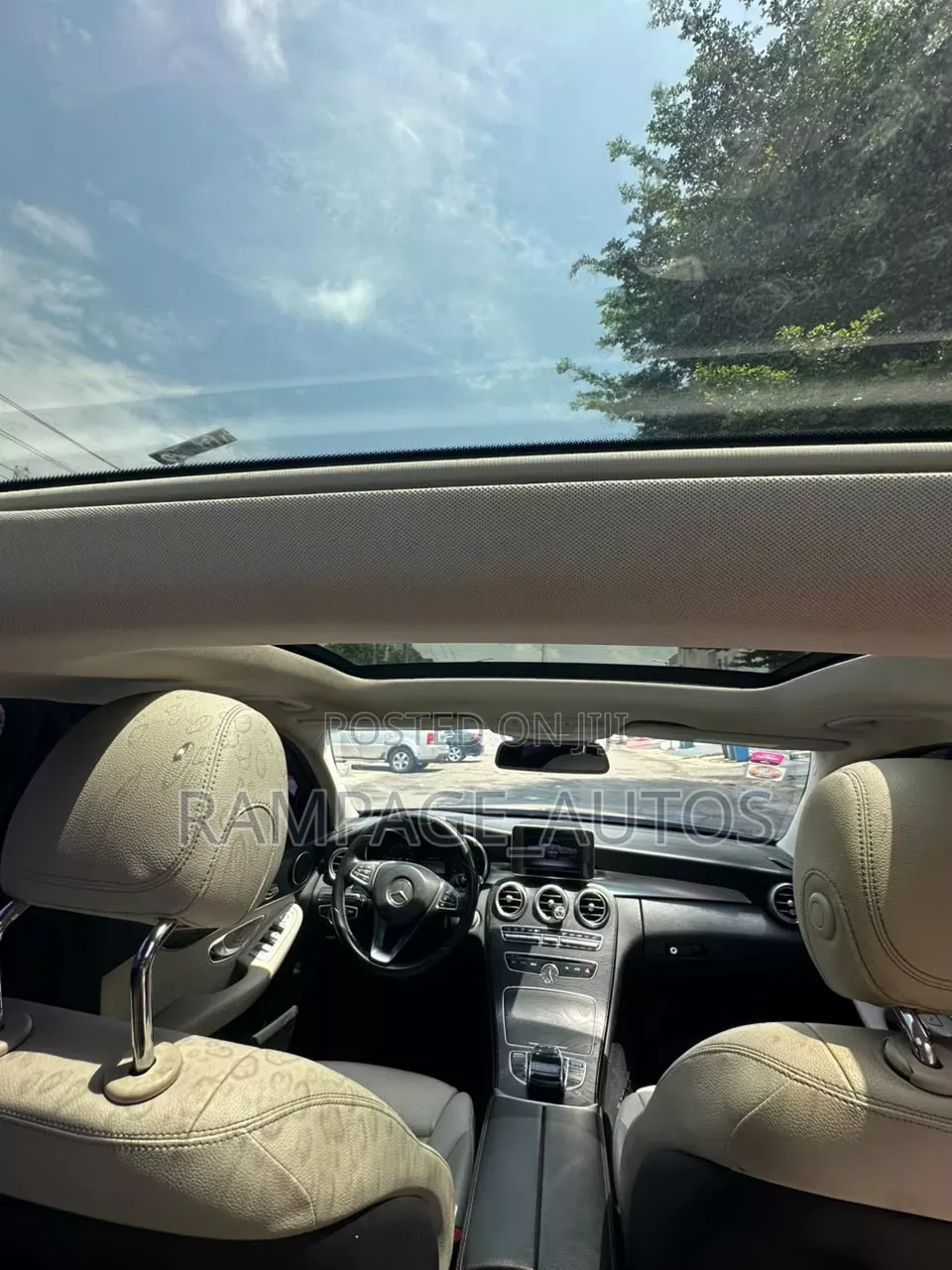 Mercedes-Benz C300 2016 Black