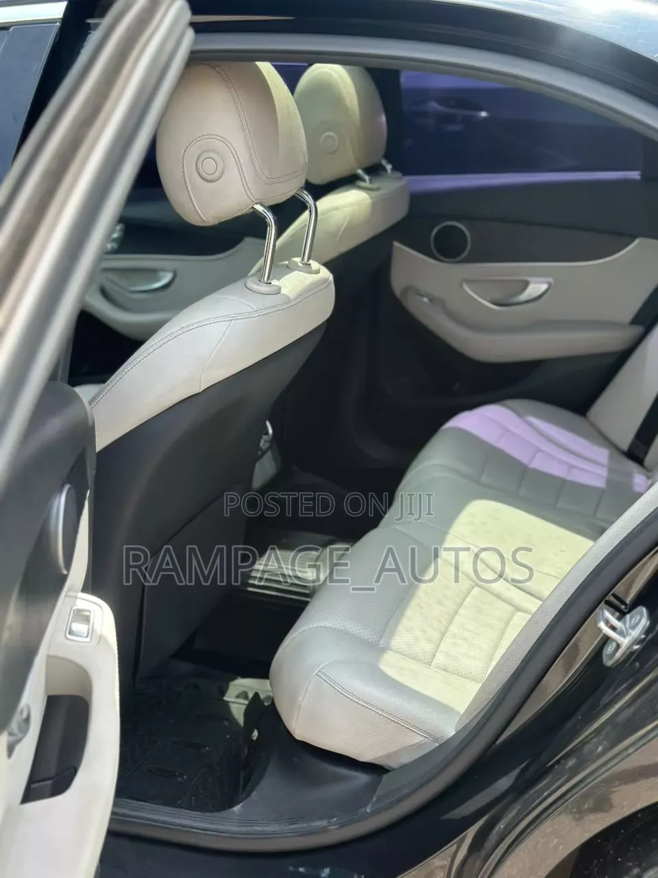 Mercedes-Benz C300 2016 Black