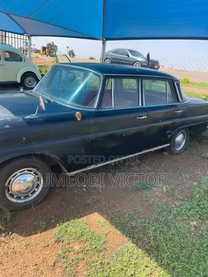 Mercedes-Benz 1113 1967 Black