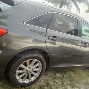 Toyota Venza 2010 Gray