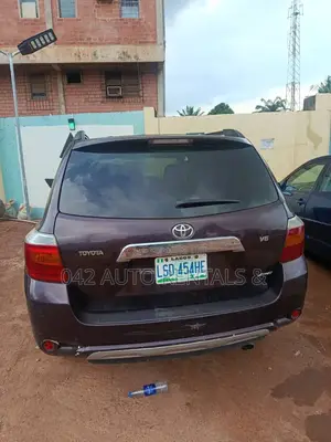Toyota Highlander 2009 Red