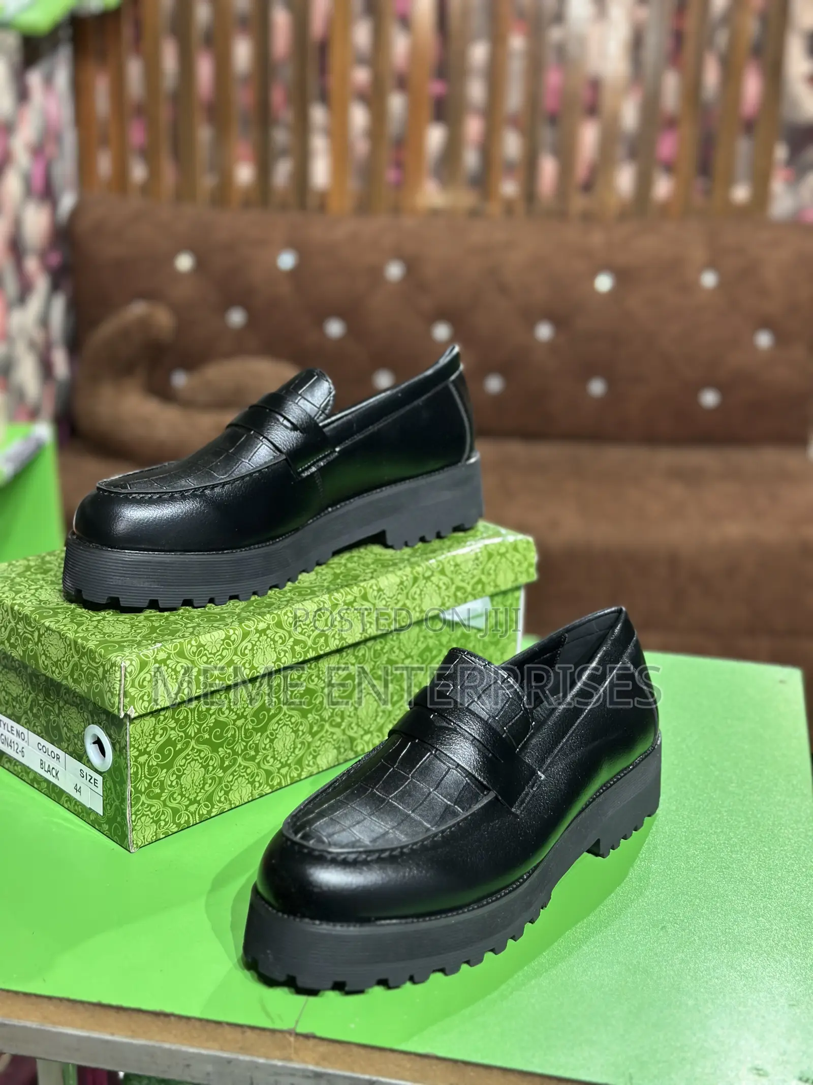 *Solid Sole Shoe*