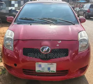 Toyota Yaris 2010 Red