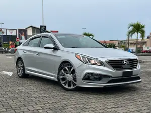 Hyundai Sonata Limited 2.0T 4dr Sedan (2.0L 4cyl Turbo 6A) 2015 Silver