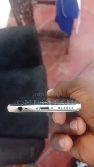 Apple iPhone 6s Plus 64 GB Silver