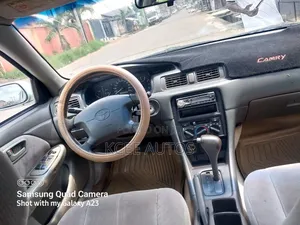 Toyota Camry 2000 Silver
