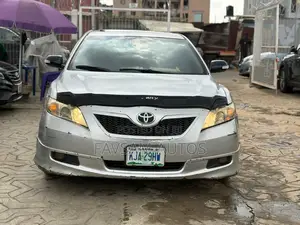 Toyota Camry SE 4dr Sedan (2.4L 4cyl 5A) 2006 Silver