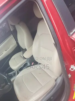 Hyundai Elantra Limited Sedan FWD (2.0L 4cyl 6A) 2017 Red