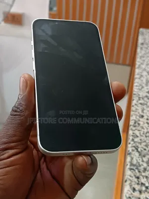 Apple iPhone 13 128 GB White