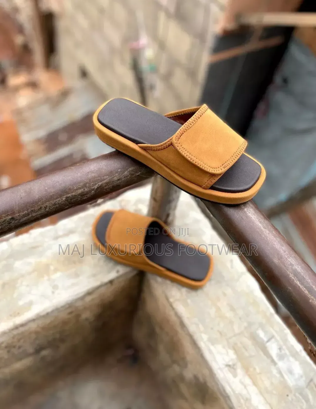 Flat Sole Palms