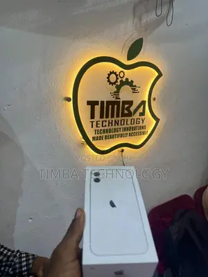 New Apple iPhone 11 128 GB White
