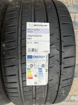 Michelin Pilot Super Sport 265/35zr19 (Mo1) - New