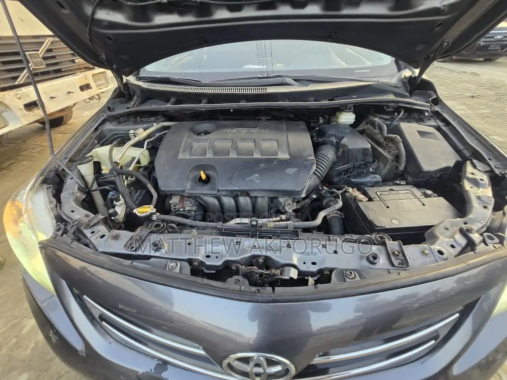 Toyota Corolla 2013 Gray