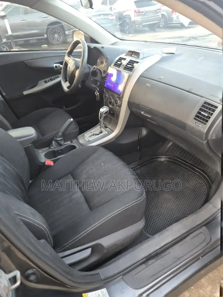 Toyota Corolla 2013 Gray