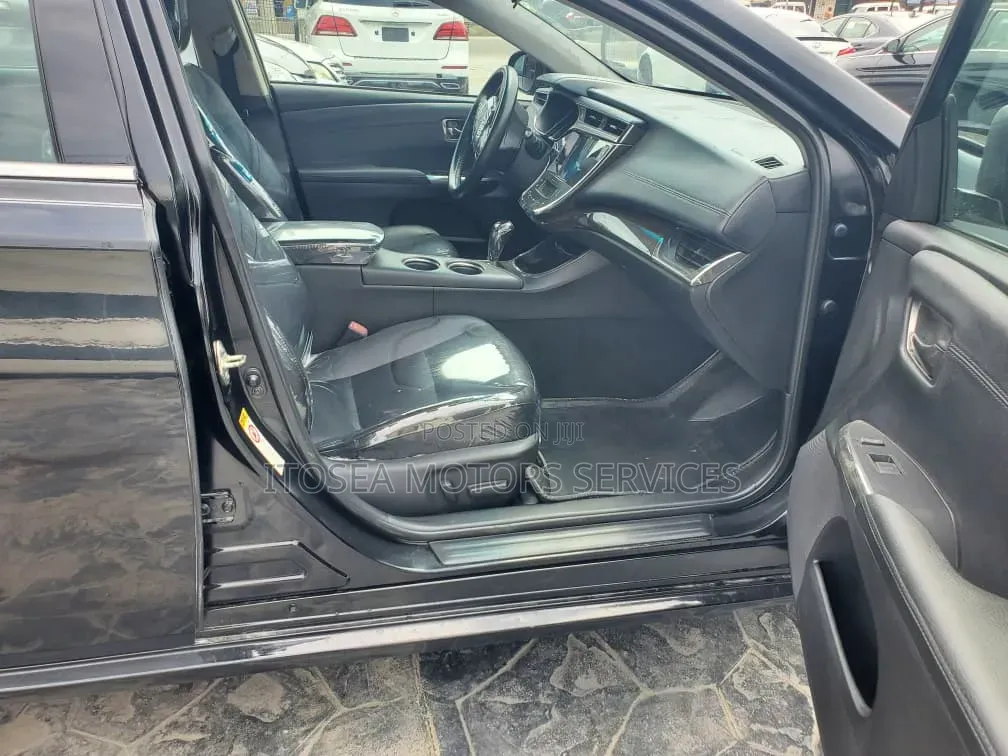 Toyota Avalon 2014 Black