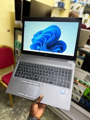 Laptop HP ZBook 14u G6 32GB Intel Core i7 SSD 750GB