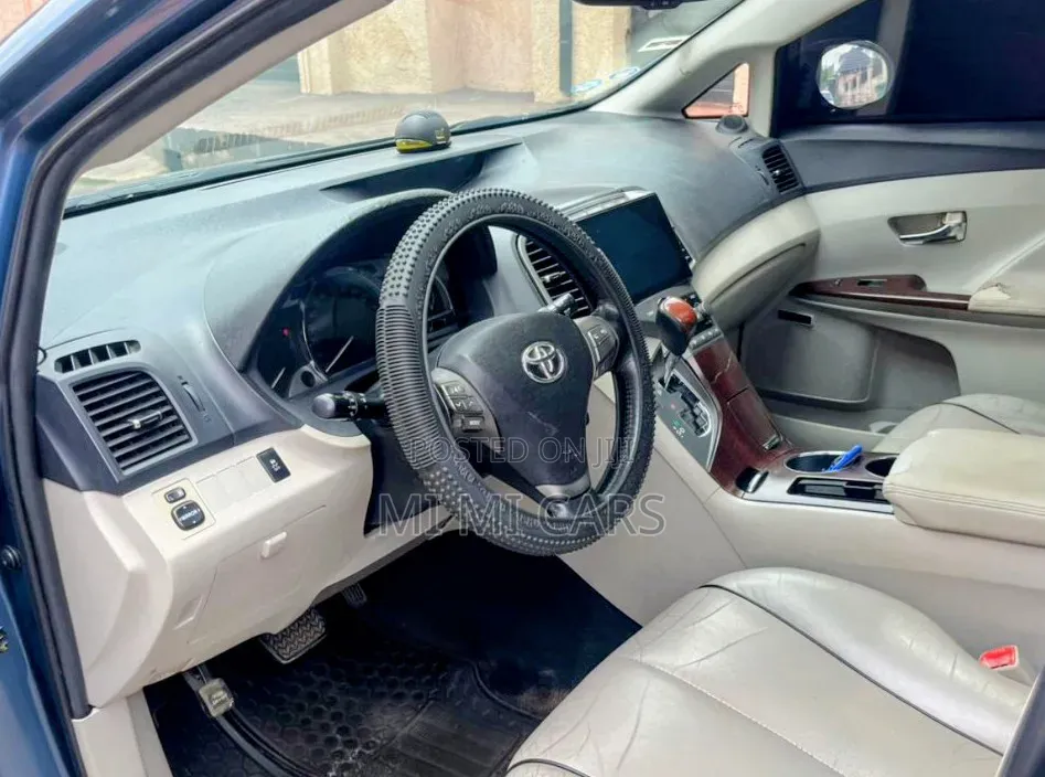 Toyota Venza 2012 Blue